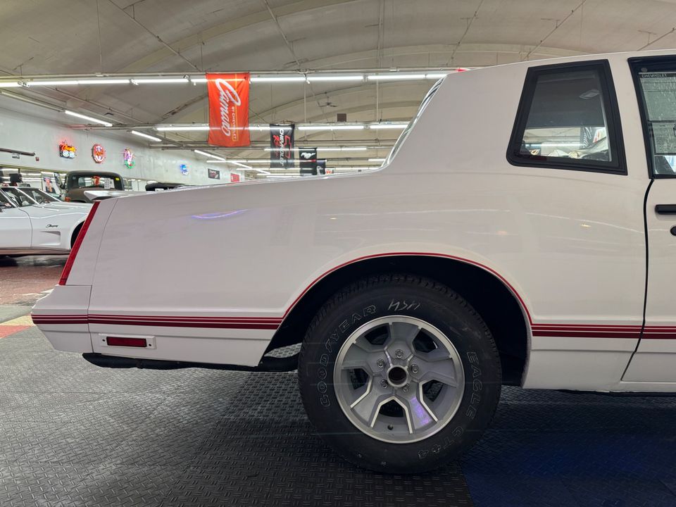 1988 Chevrolet Monte Carlo