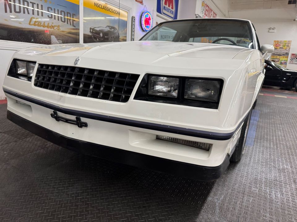 1984 Chevrolet Monte Carlo