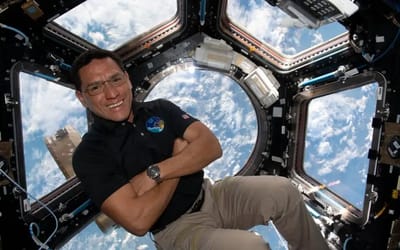 The odd effects 1 year in space has on the bodies of astronauts